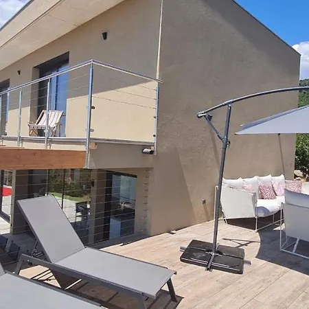 Magnifique De Standing Neuve Avec Piscine Chauffée Et Vue Mer à 180 *